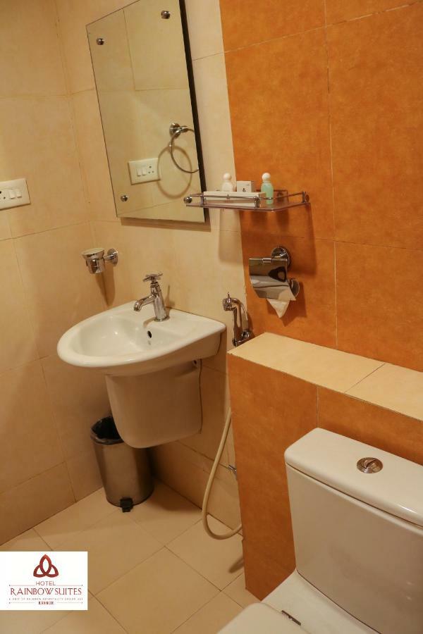 Hotel Rainbow Suites Kannur Exterior photo